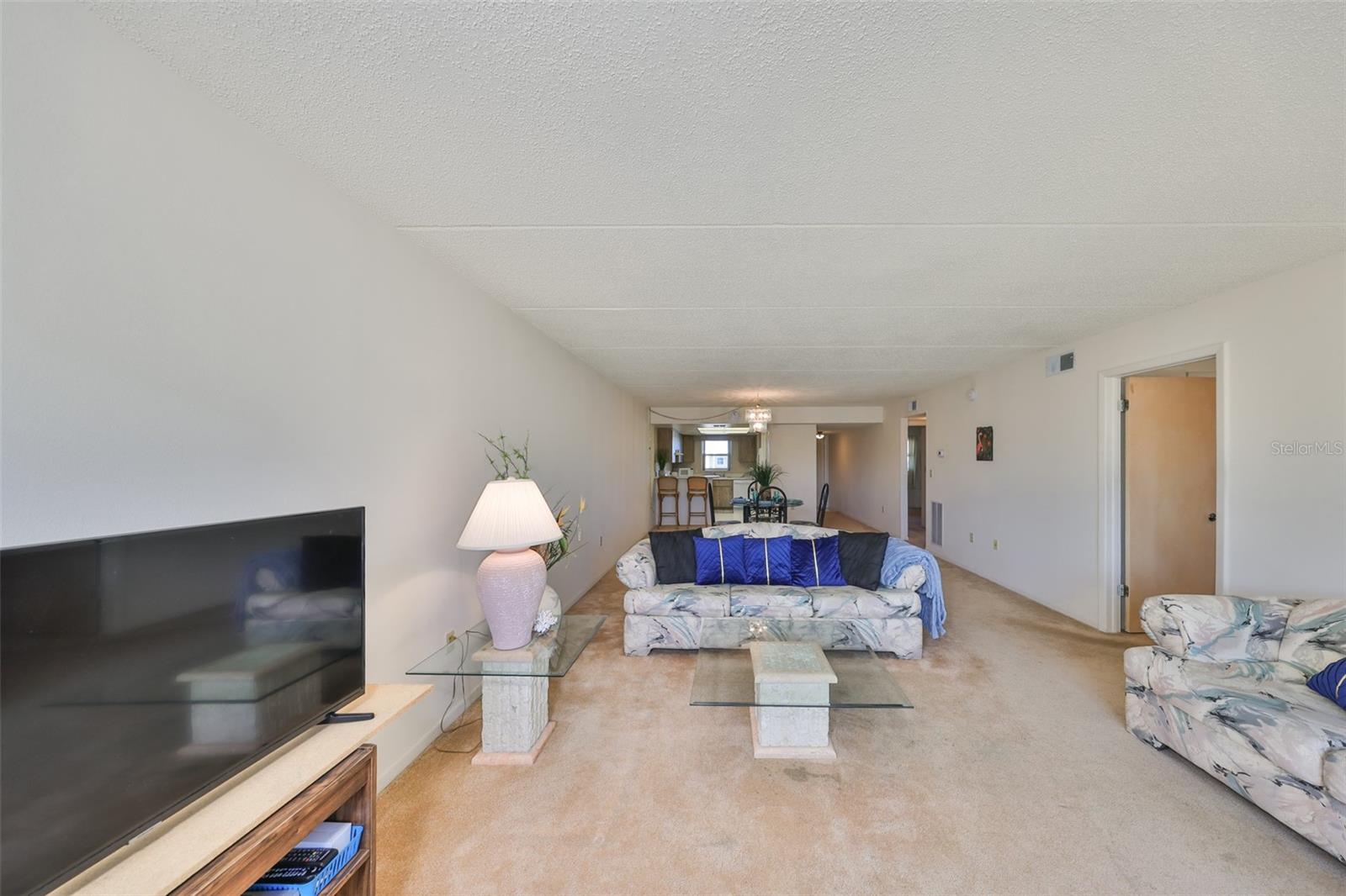 12300 PARK BLVD #202, SEMINOLE, FL, 33772