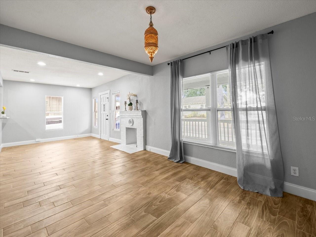 4816 N HIGHLAND AVE, TAMPA, FL, 33603