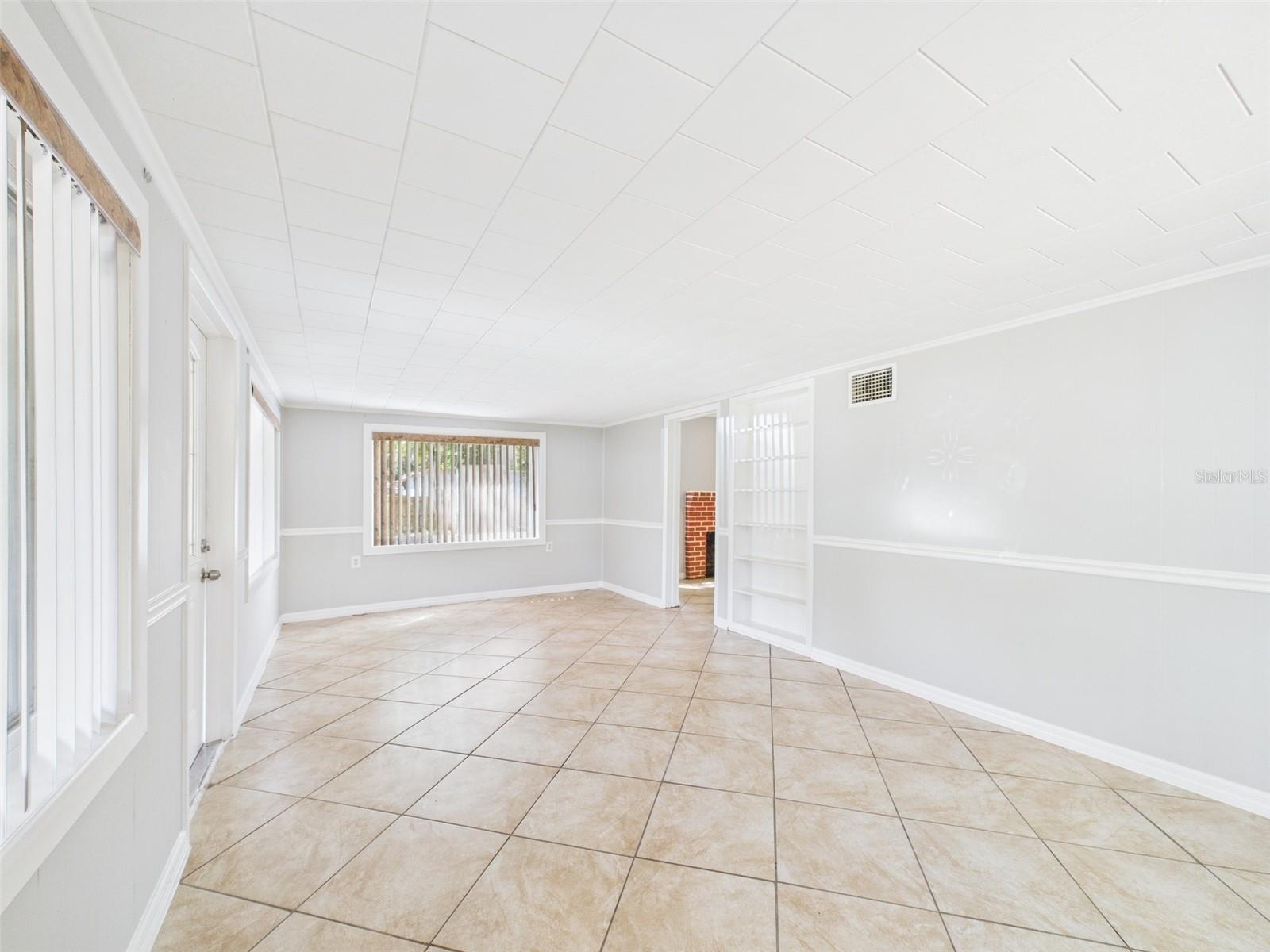 348 GORDON AVE, LAKE WALES, FL, 33859