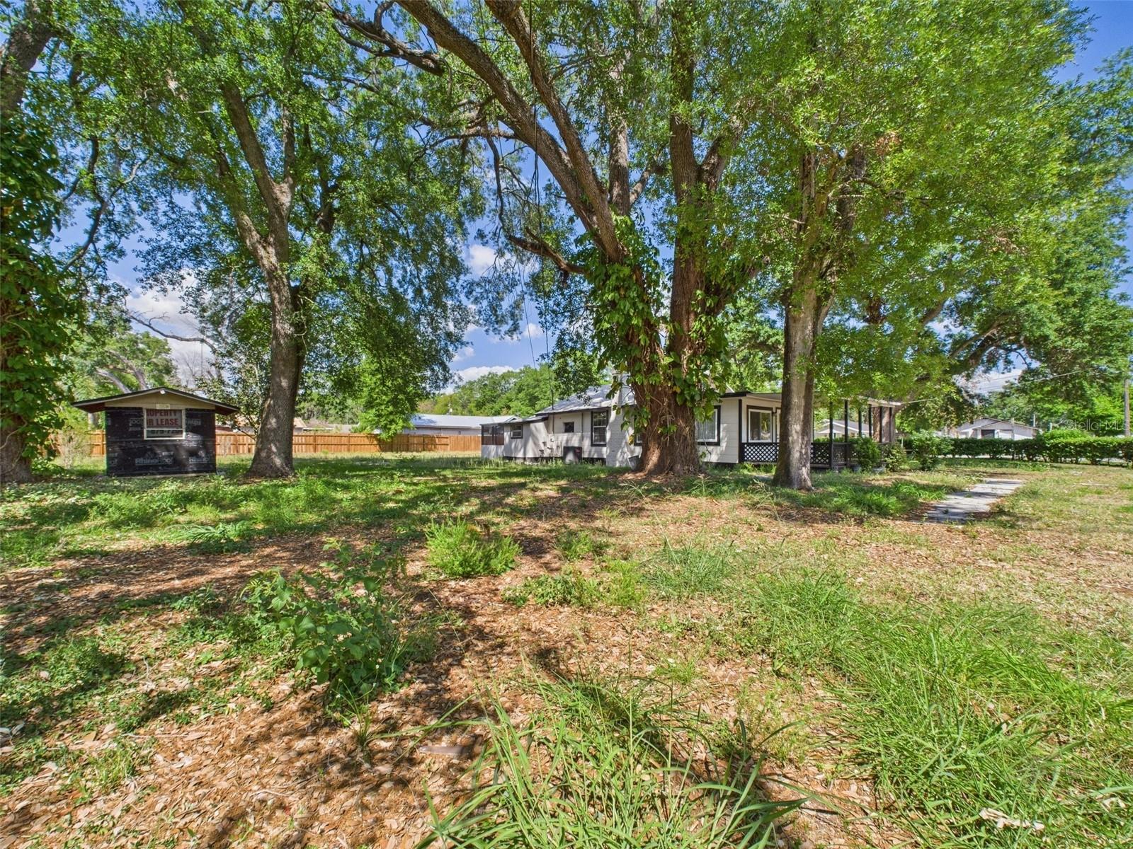 348 GORDON AVE, LAKE WALES, FL, 33859