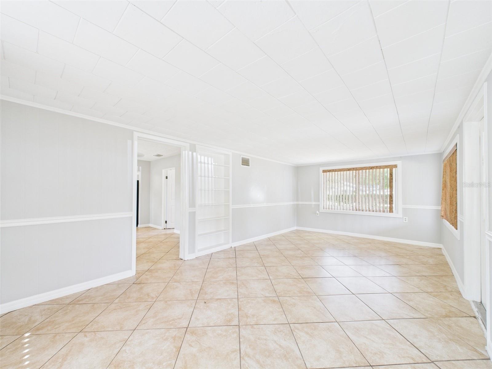 348 GORDON AVE, LAKE WALES, FL, 33859