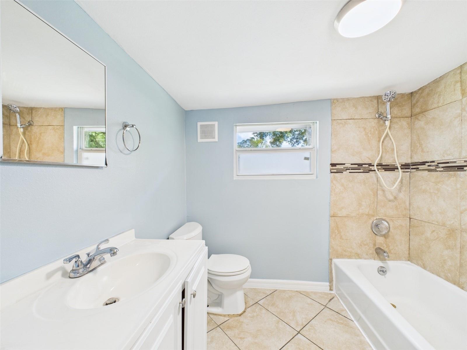 348 GORDON AVE, LAKE WALES, FL, 33859