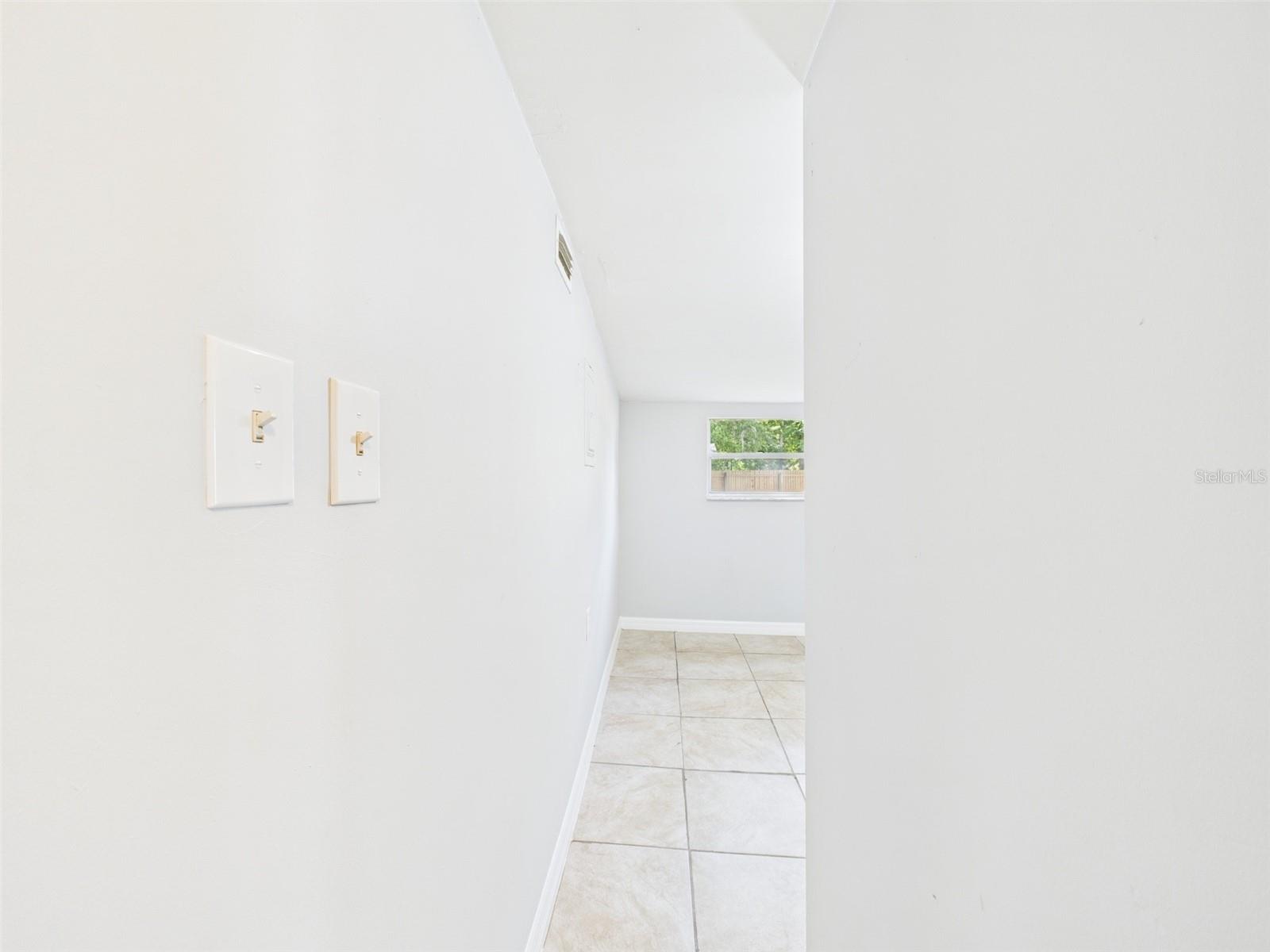 348 GORDON AVE, LAKE WALES, FL, 33859