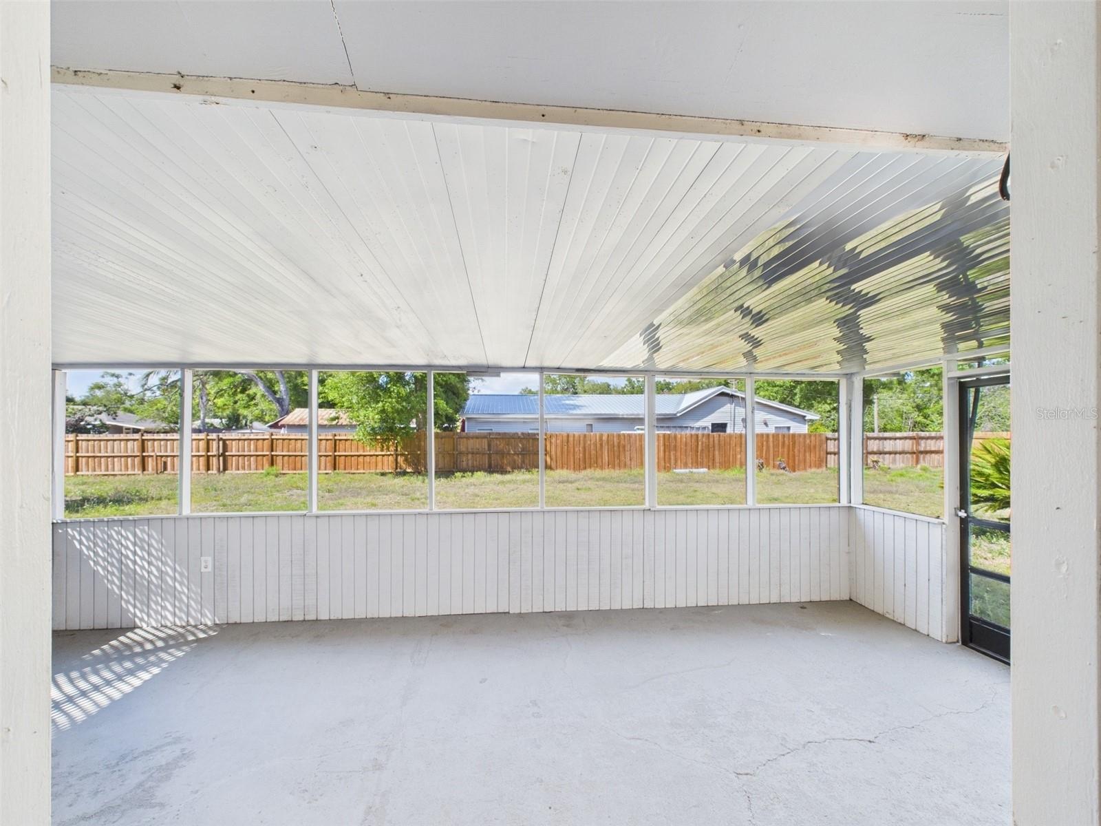 348 GORDON AVE, LAKE WALES, FL, 33859