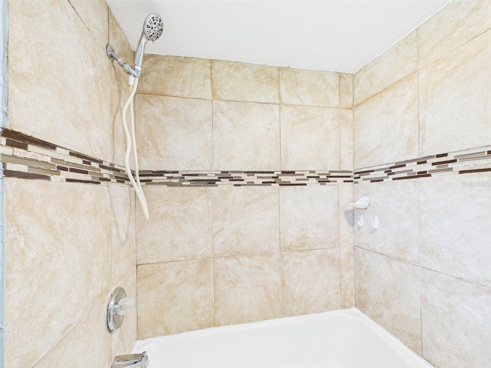 348 GORDON AVE, LAKE WALES, FL, 33859