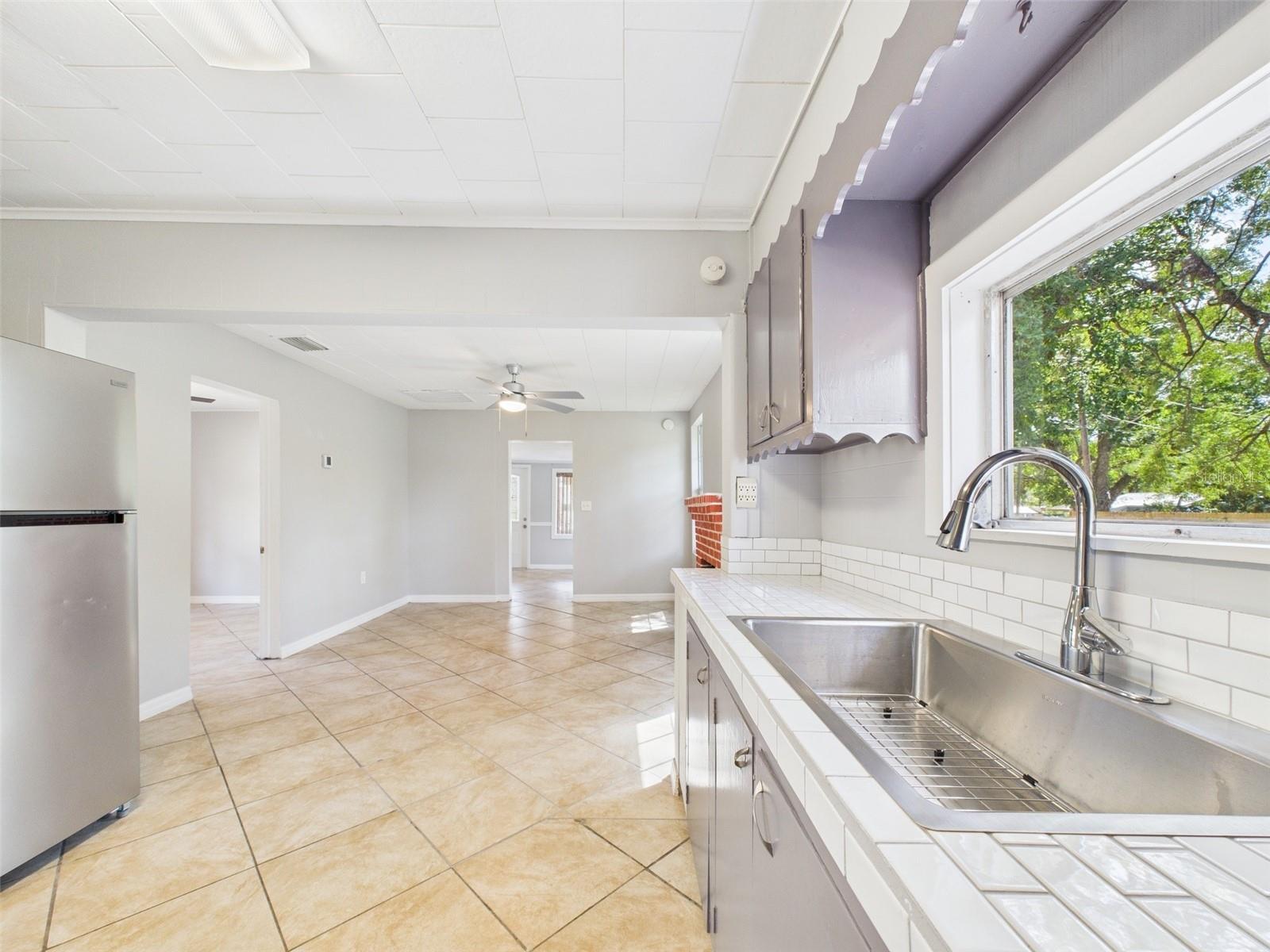 348 GORDON AVE, LAKE WALES, FL, 33859