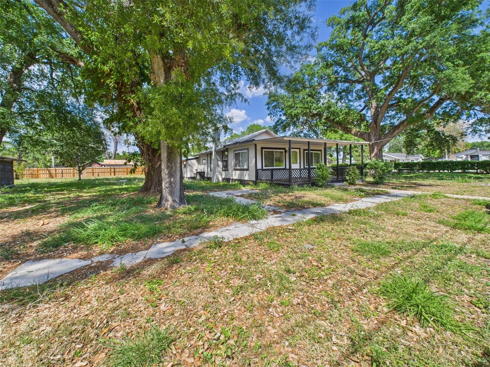 348 GORDON AVE, LAKE WALES, FL, 33859