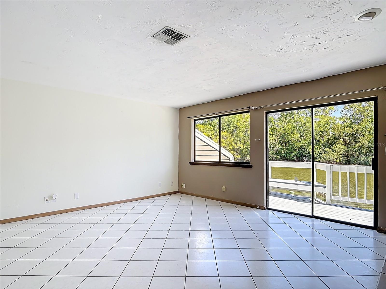 509 LAKE BRIDGE DR, ORMOND BEACH, FL, 32174