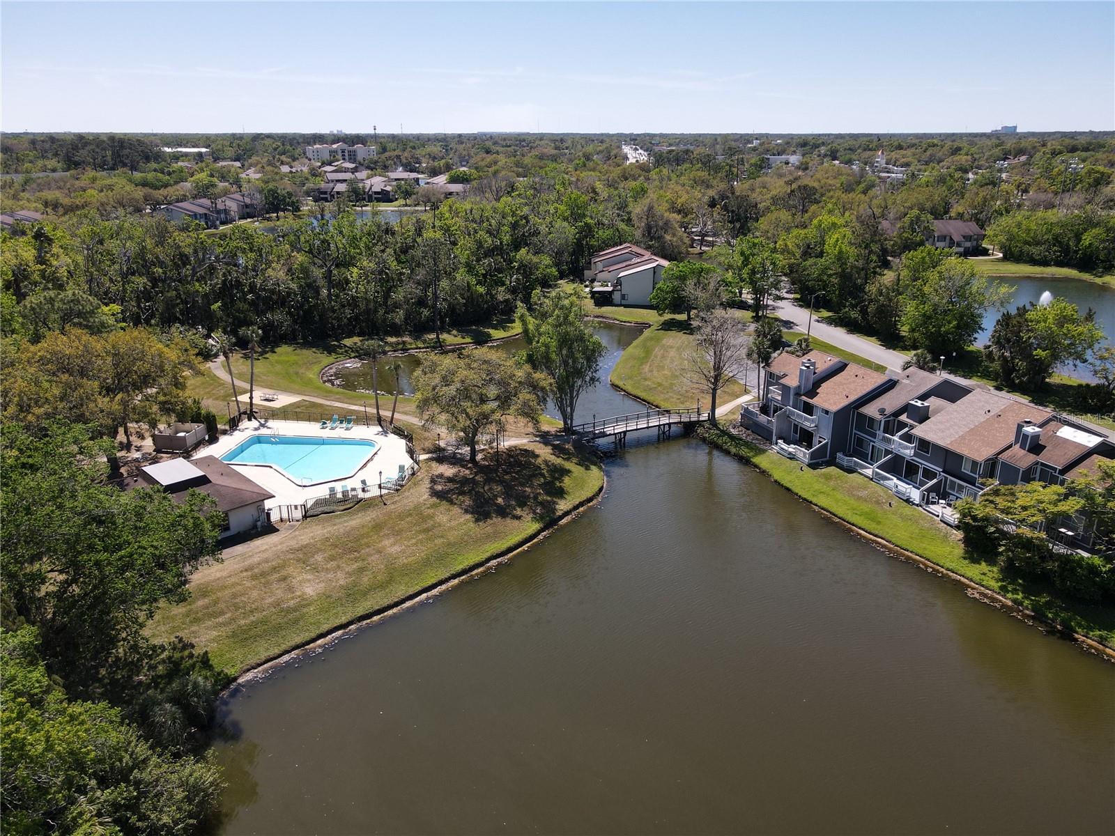 509 LAKE BRIDGE DR, ORMOND BEACH, FL, 32174