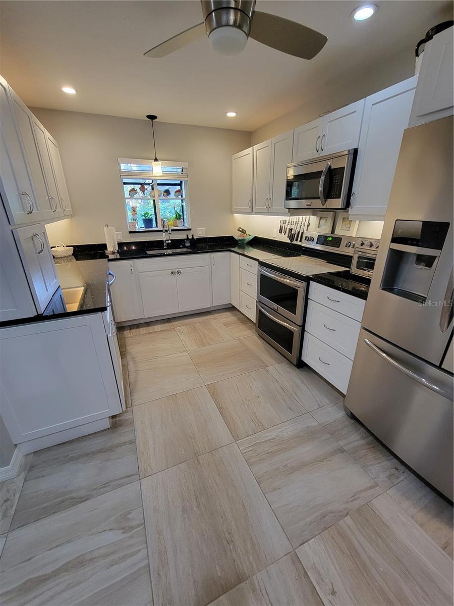 7520 4TH AVE W #1, BRADENTON, FL, 34209