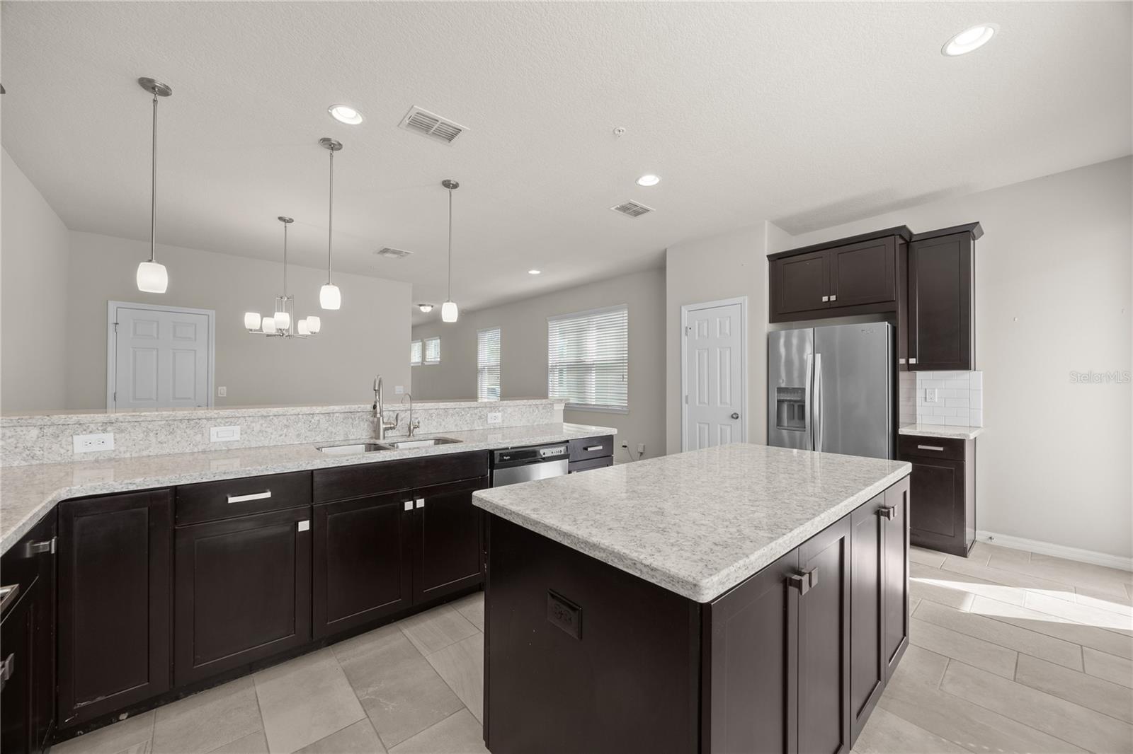 8642 VEDDER LN, ORLANDO, FL, 32832