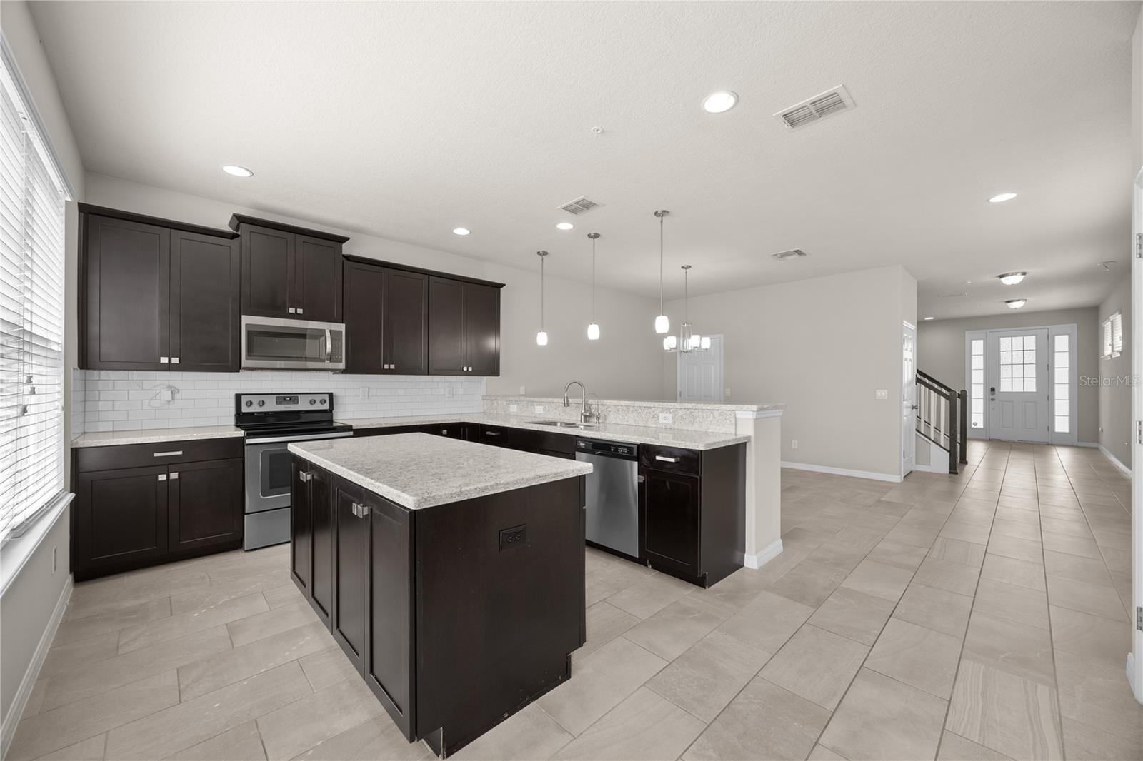 8642 VEDDER LN, ORLANDO, FL, 32832