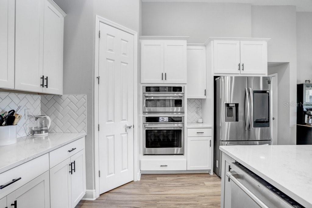 7008 MAINLAND AVE, APOLLO BEACH, FL, 33572