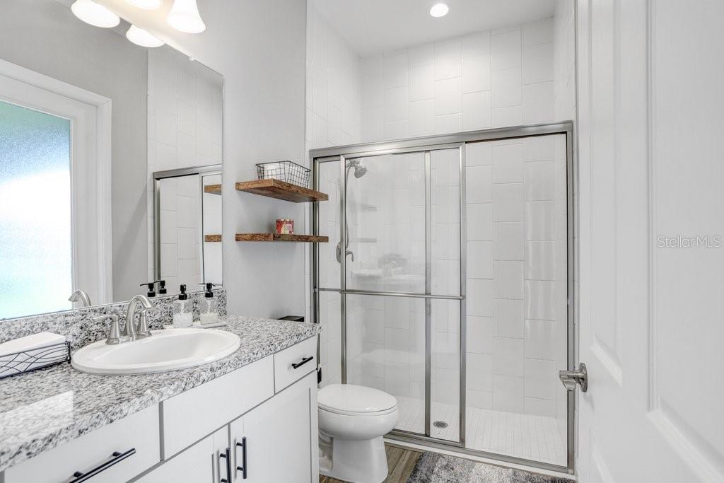 7008 MAINLAND AVE, APOLLO BEACH, FL, 33572