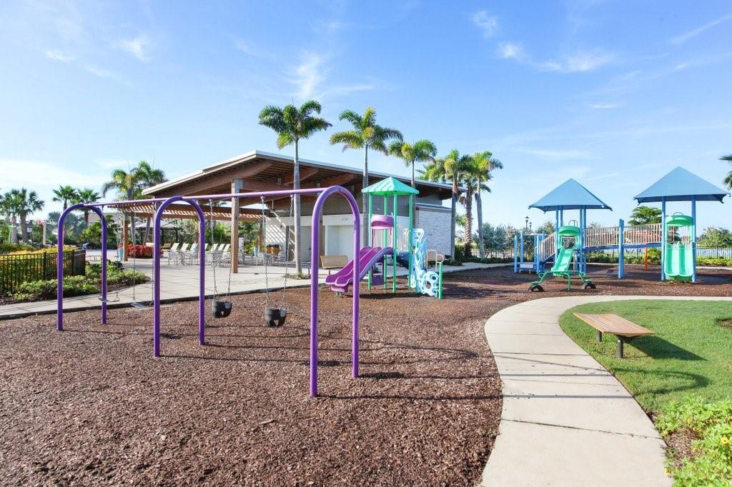 7008 MAINLAND AVE, APOLLO BEACH, FL, 33572