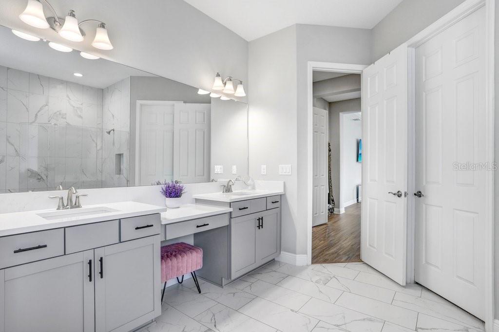 7008 MAINLAND AVE, APOLLO BEACH, FL, 33572