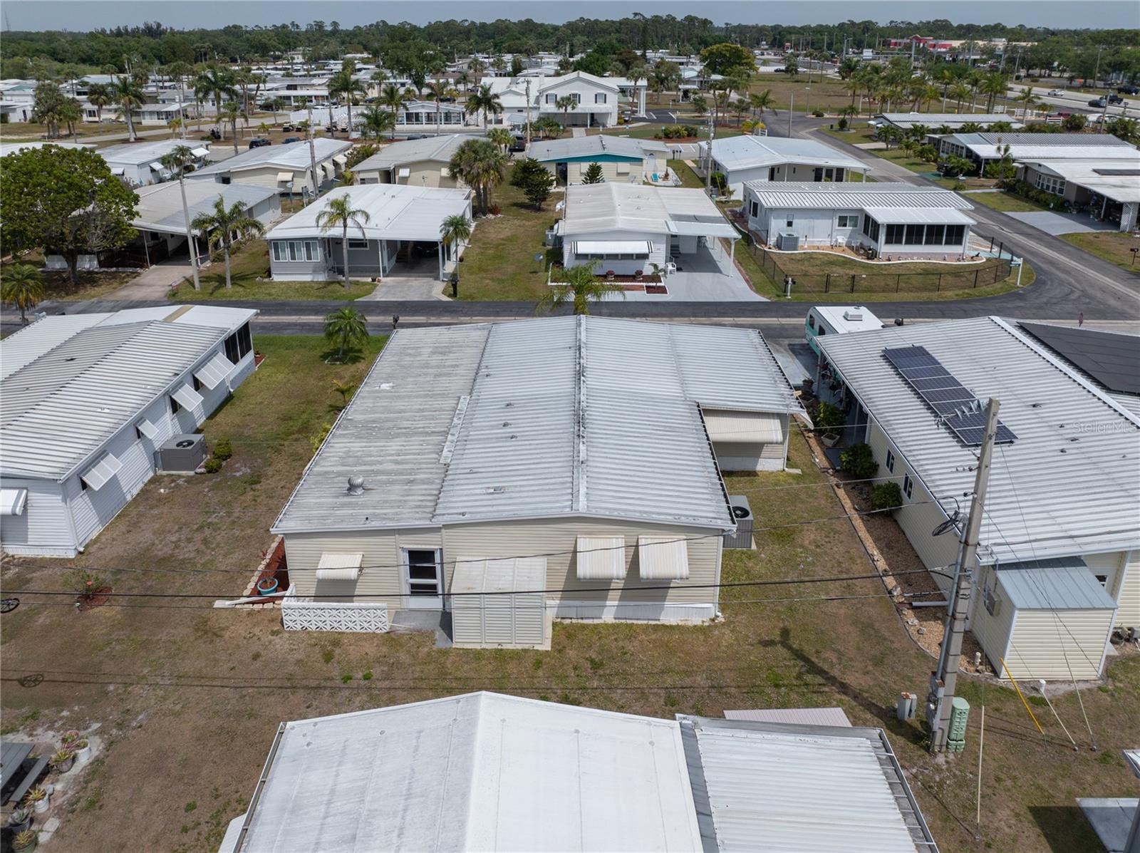 202 HARVEST LN, NORTH FORT MYERS, FL, 33917