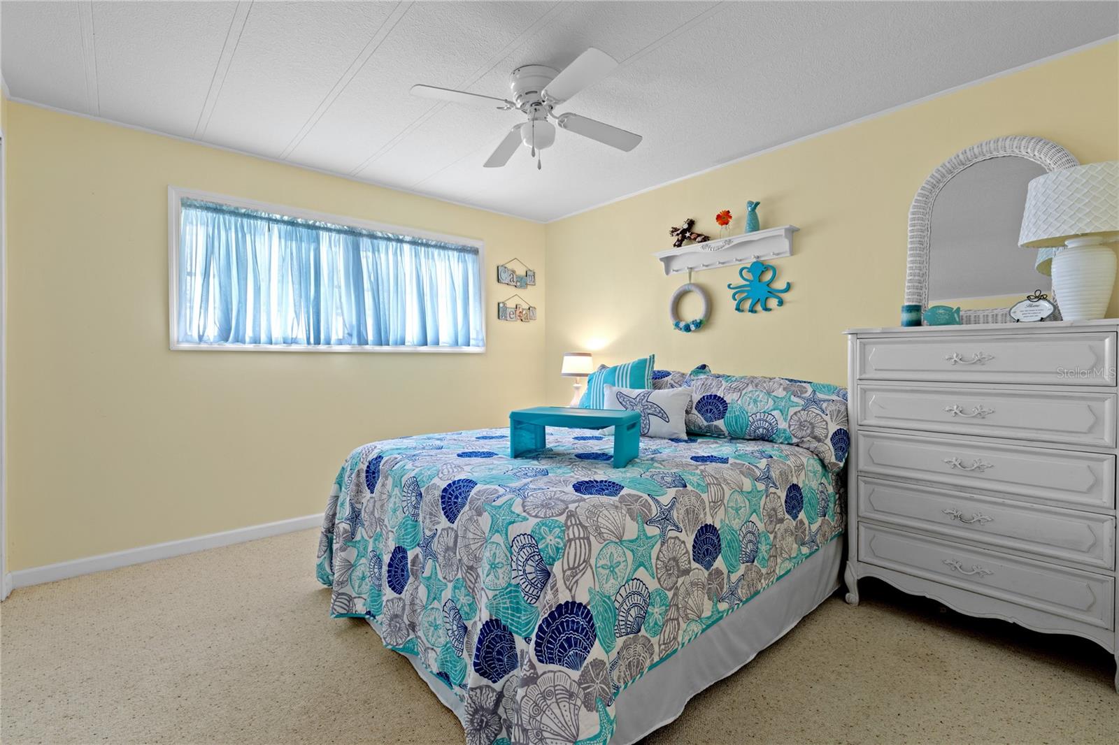 202 HARVEST LN, NORTH FORT MYERS, FL, 33917