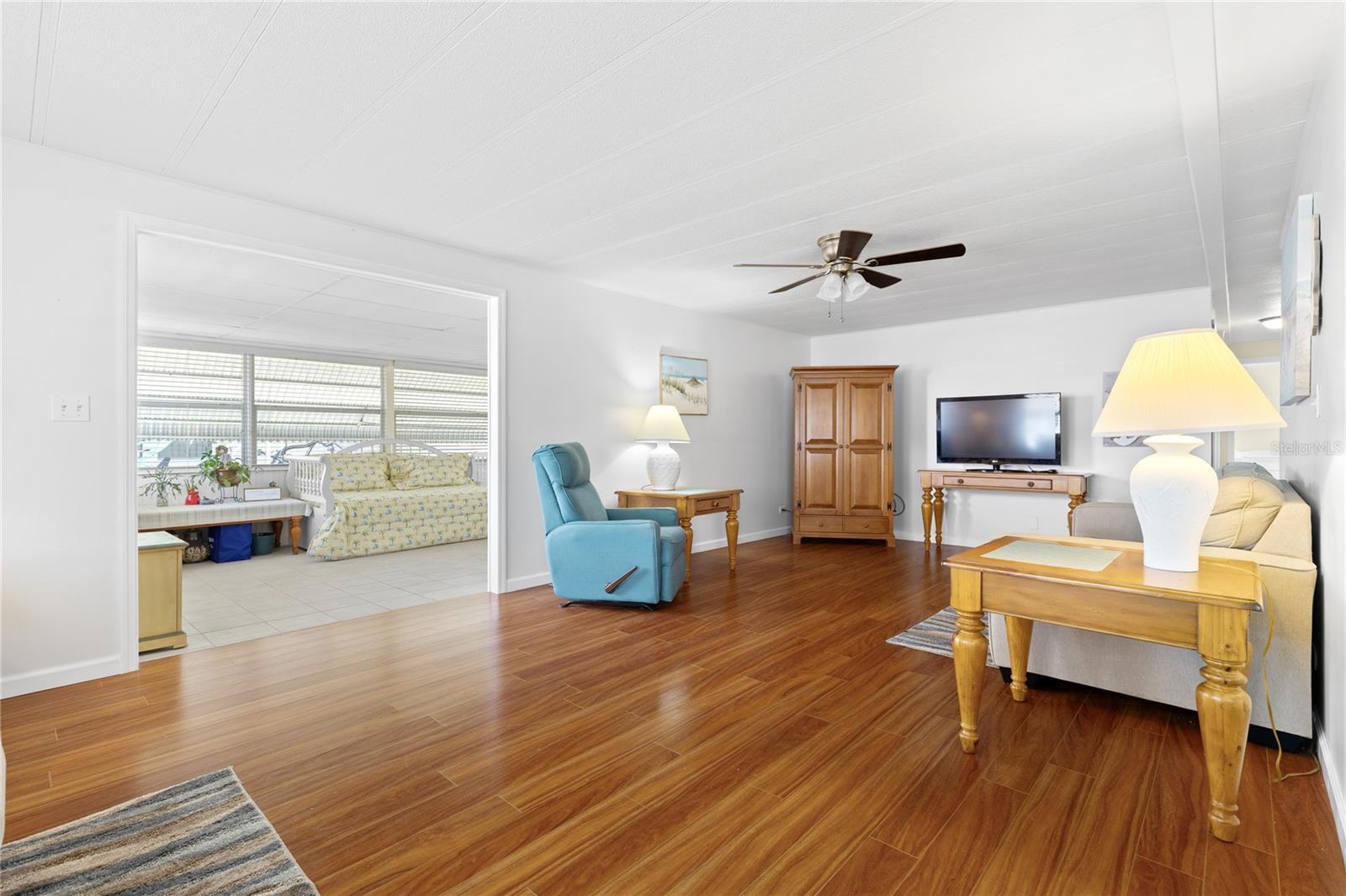 202 HARVEST LN, NORTH FORT MYERS, FL, 33917