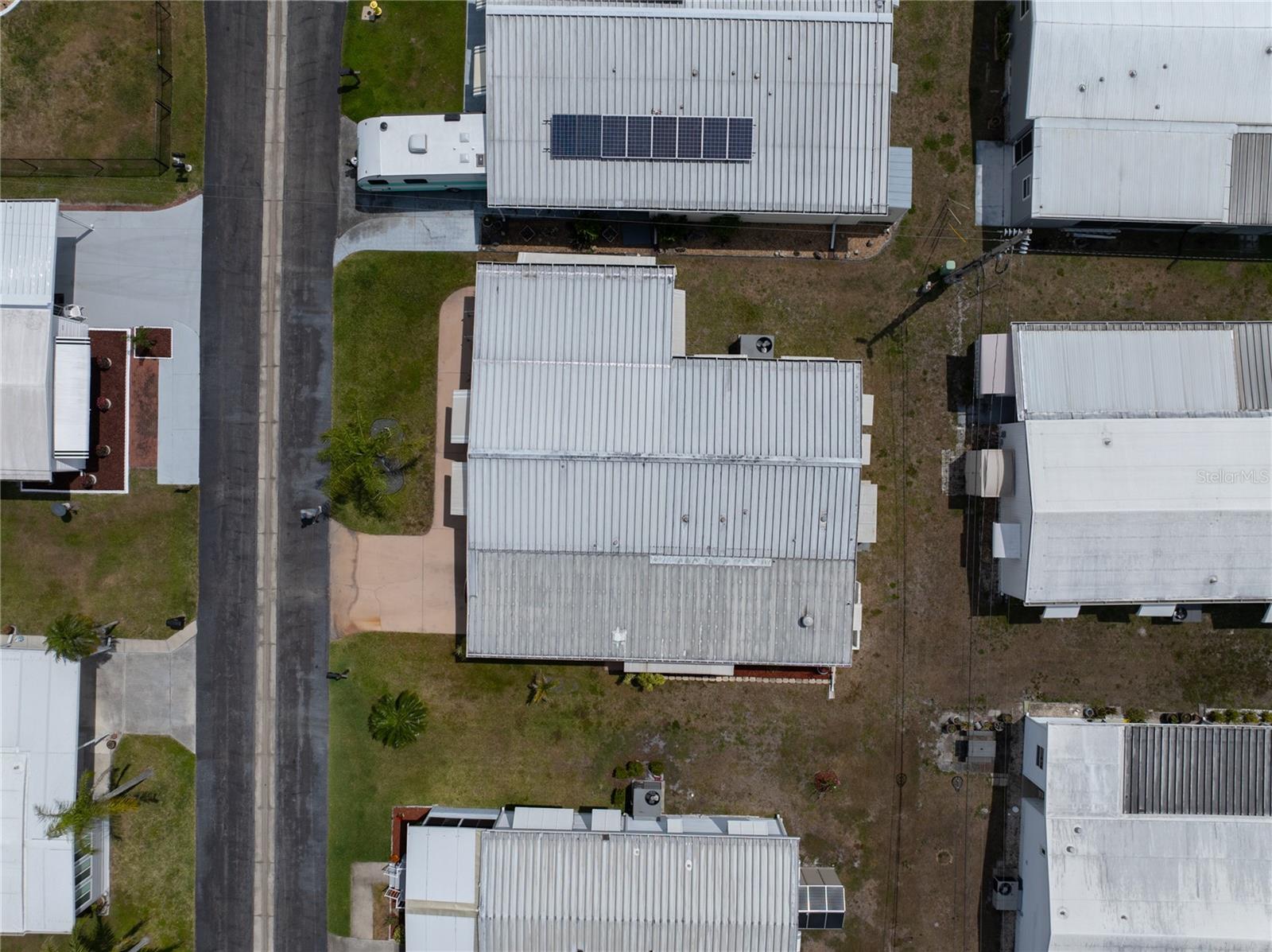 202 HARVEST LN, NORTH FORT MYERS, FL, 33917