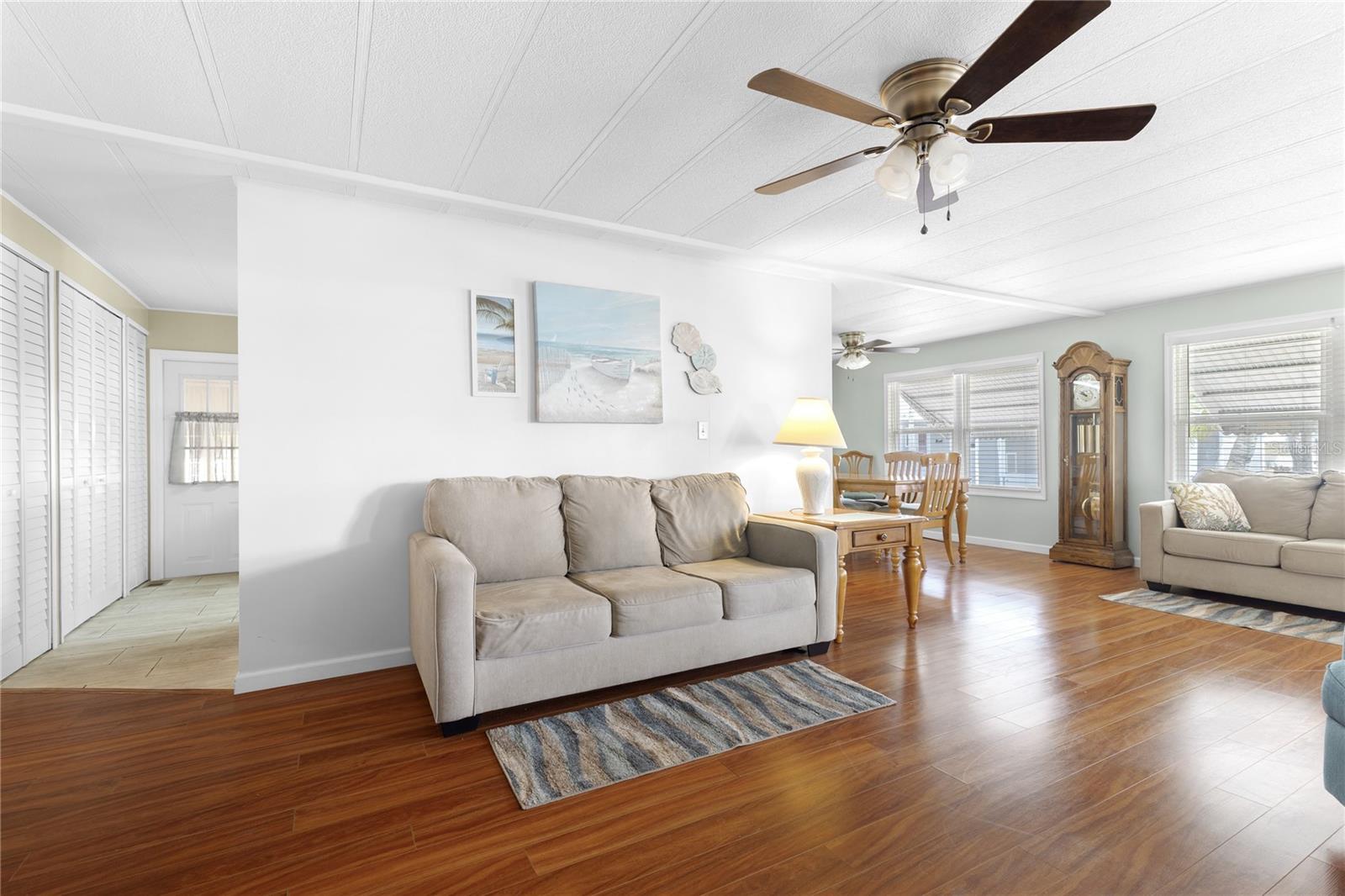 202 HARVEST LN, NORTH FORT MYERS, FL, 33917