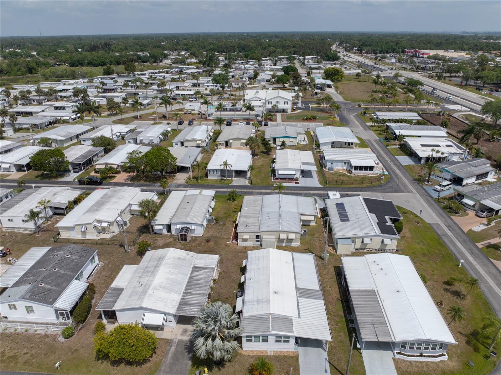 202 HARVEST LN, NORTH FORT MYERS, FL, 33917