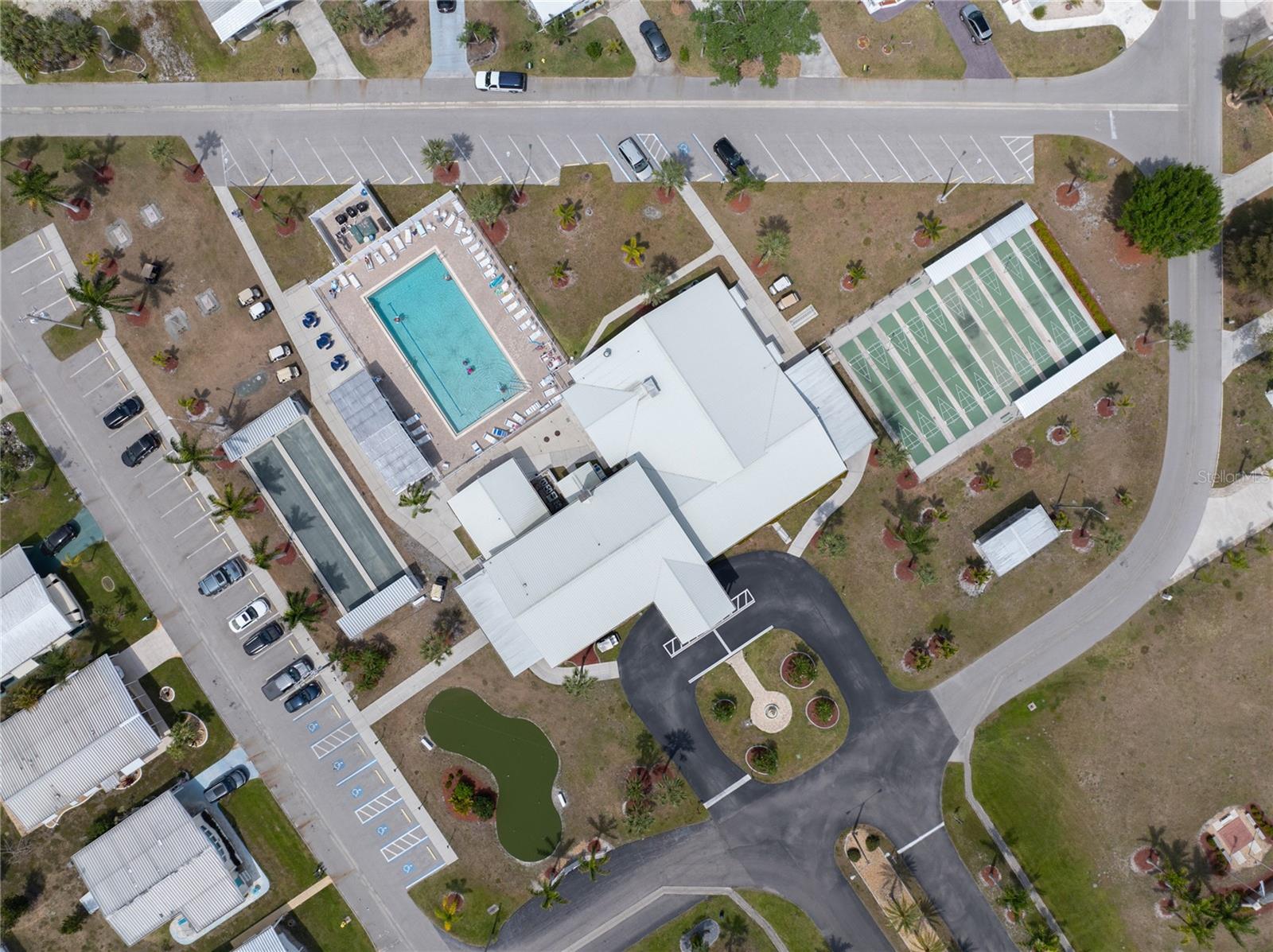 202 HARVEST LN, NORTH FORT MYERS, FL, 33917