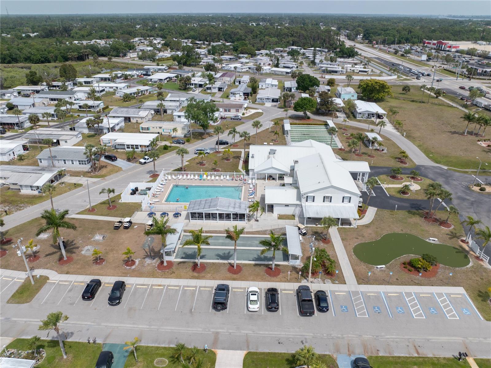 202 HARVEST LN, NORTH FORT MYERS, FL, 33917