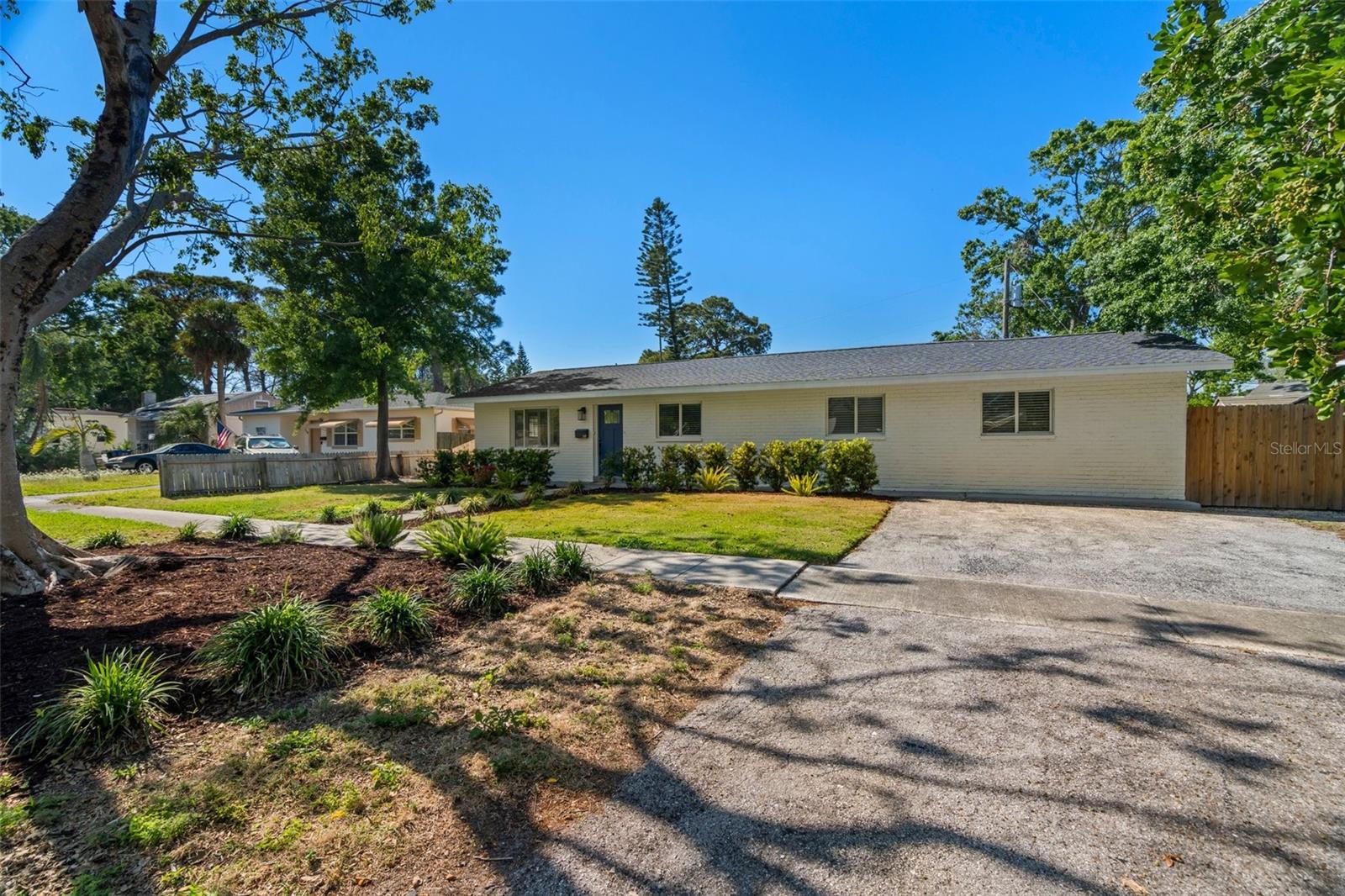 347 PATICA RD NE, ST PETERSBURG, FL, 33702