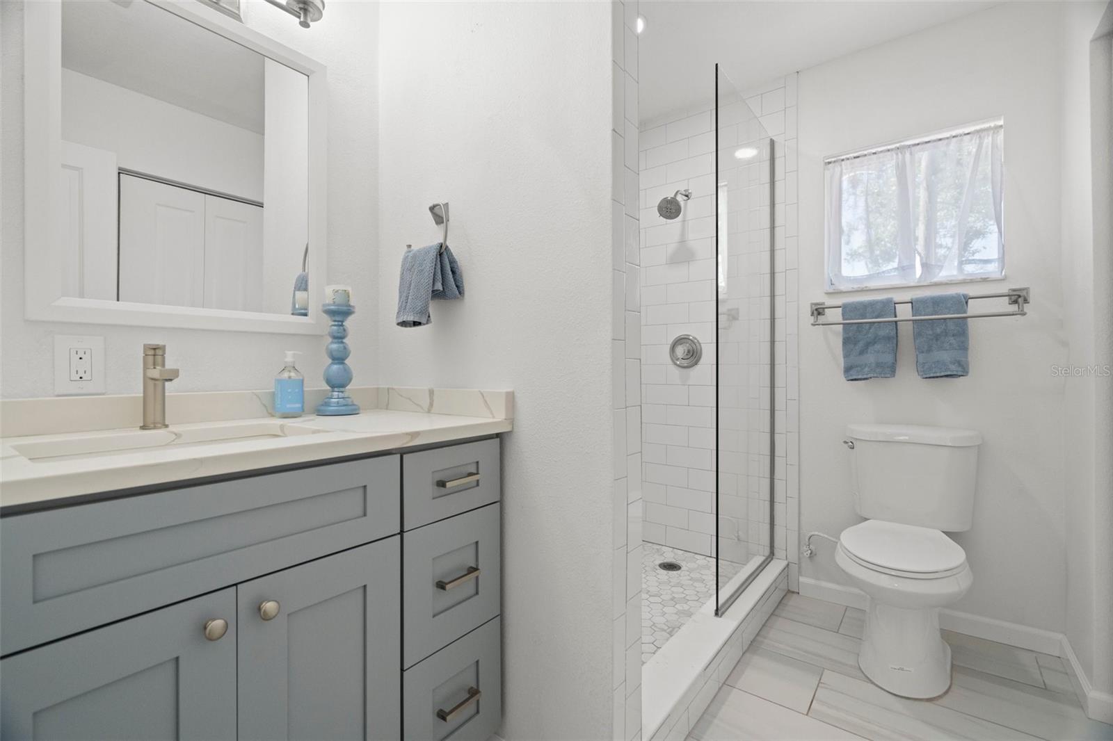 347 PATICA RD NE, ST PETERSBURG, FL, 33702