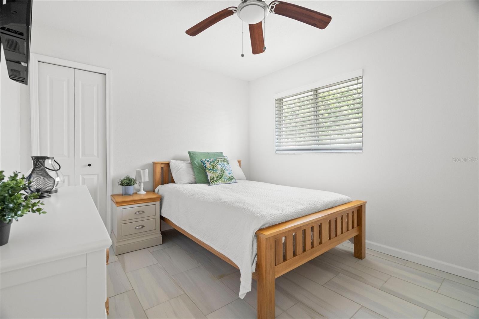 347 PATICA RD NE, ST PETERSBURG, FL, 33702