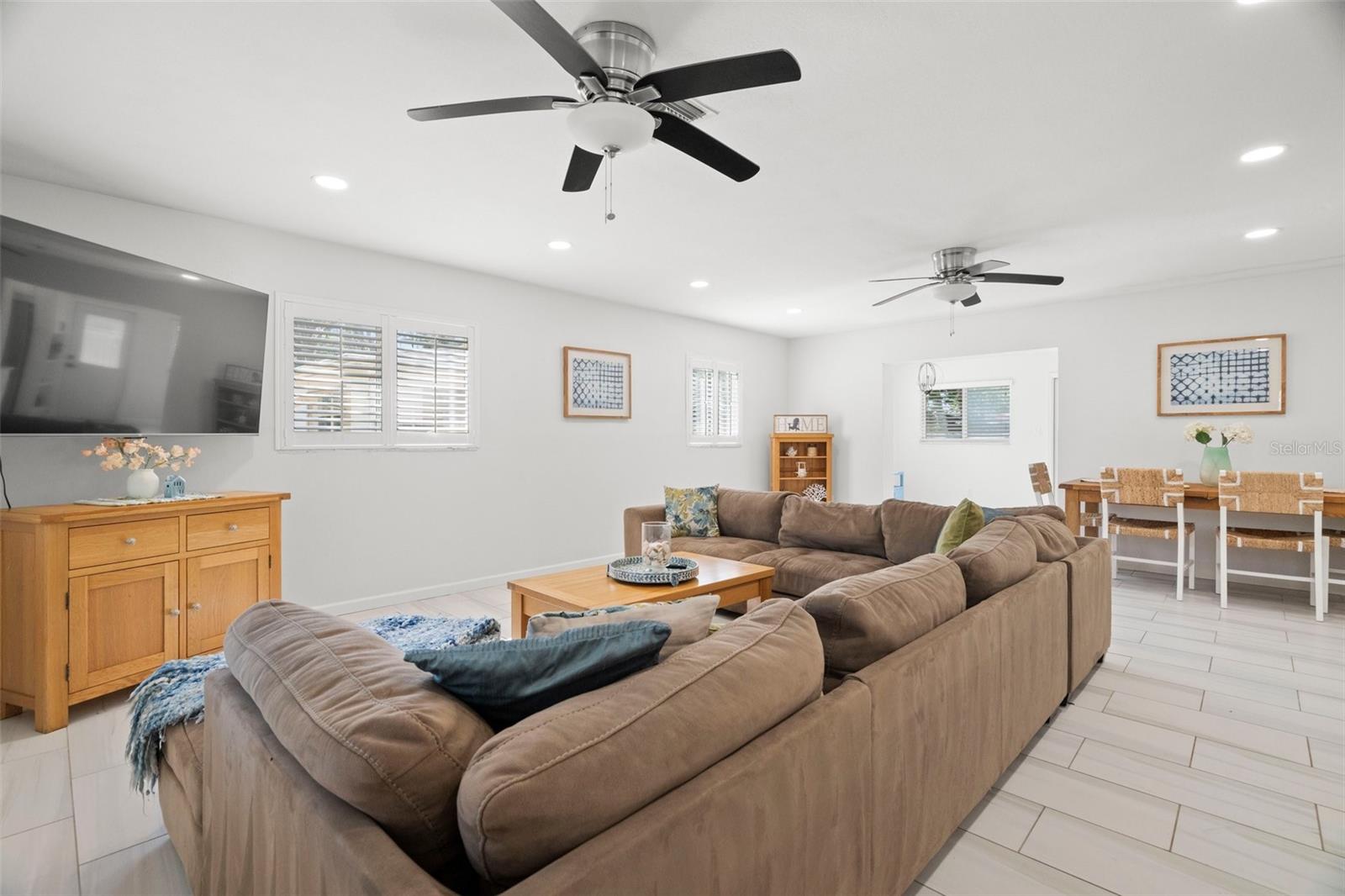 347 PATICA RD NE, ST PETERSBURG, FL, 33702