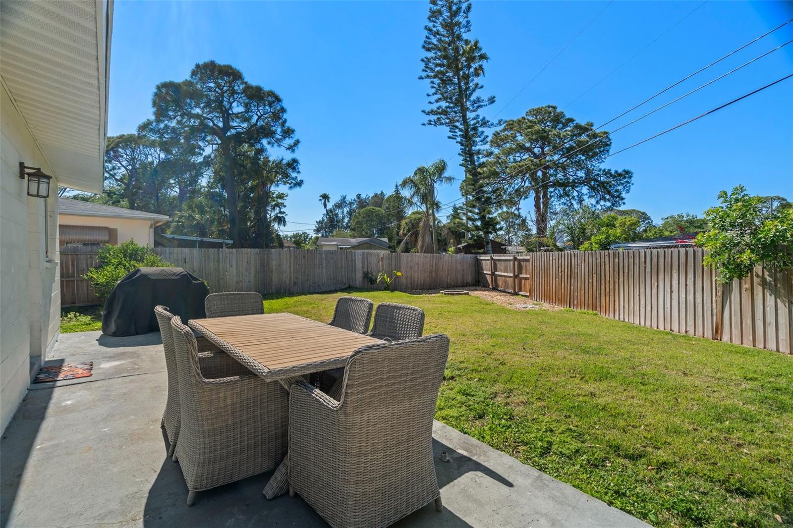 347 PATICA RD NE, ST PETERSBURG, FL, 33702