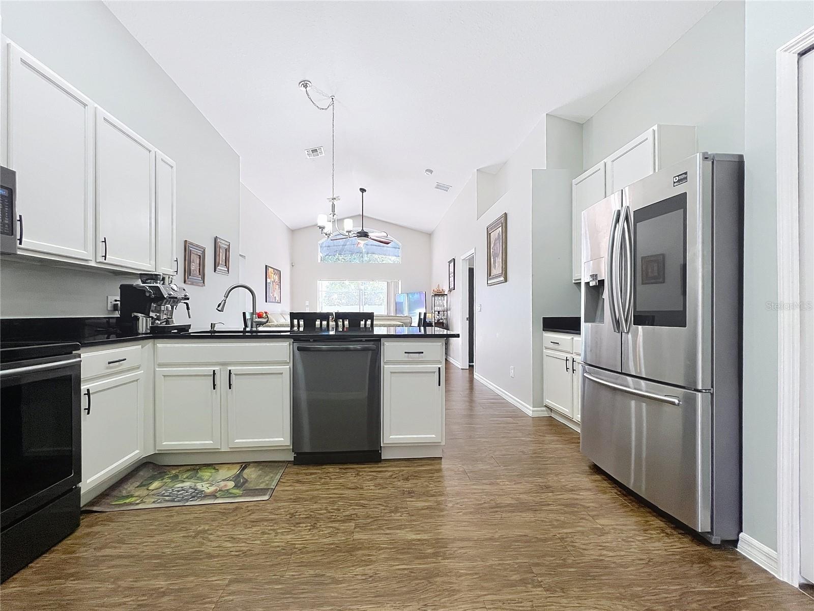 1102 SOLANA CIR, DAVENPORT, FL, 33897