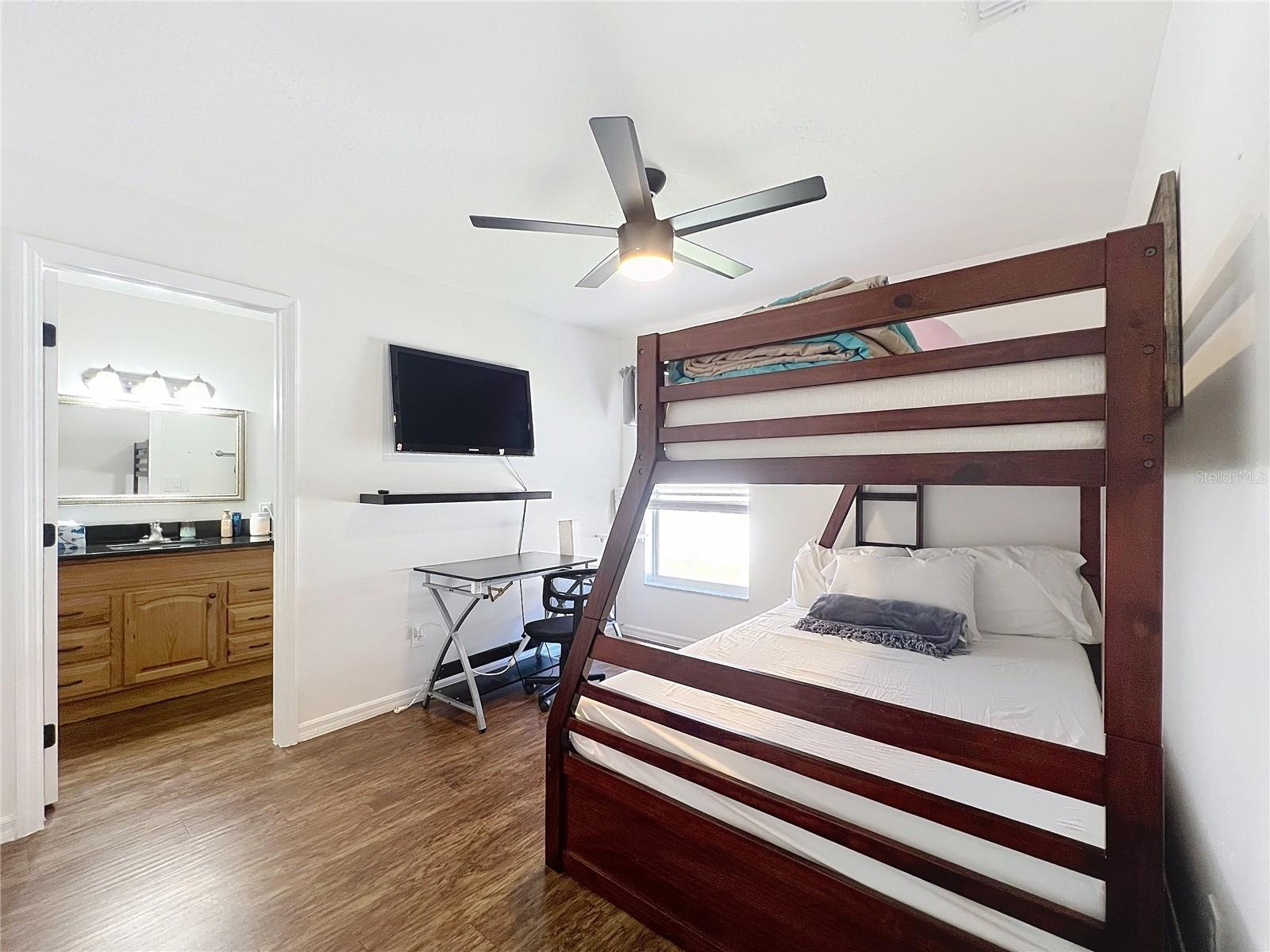 1102 SOLANA CIR, DAVENPORT, FL, 33897