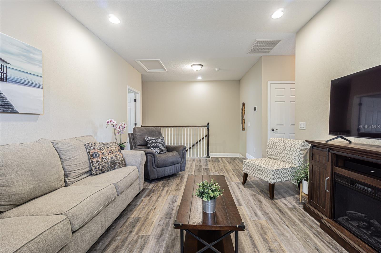 1948 MILKWEED TRCE, LUTZ, FL, 33558