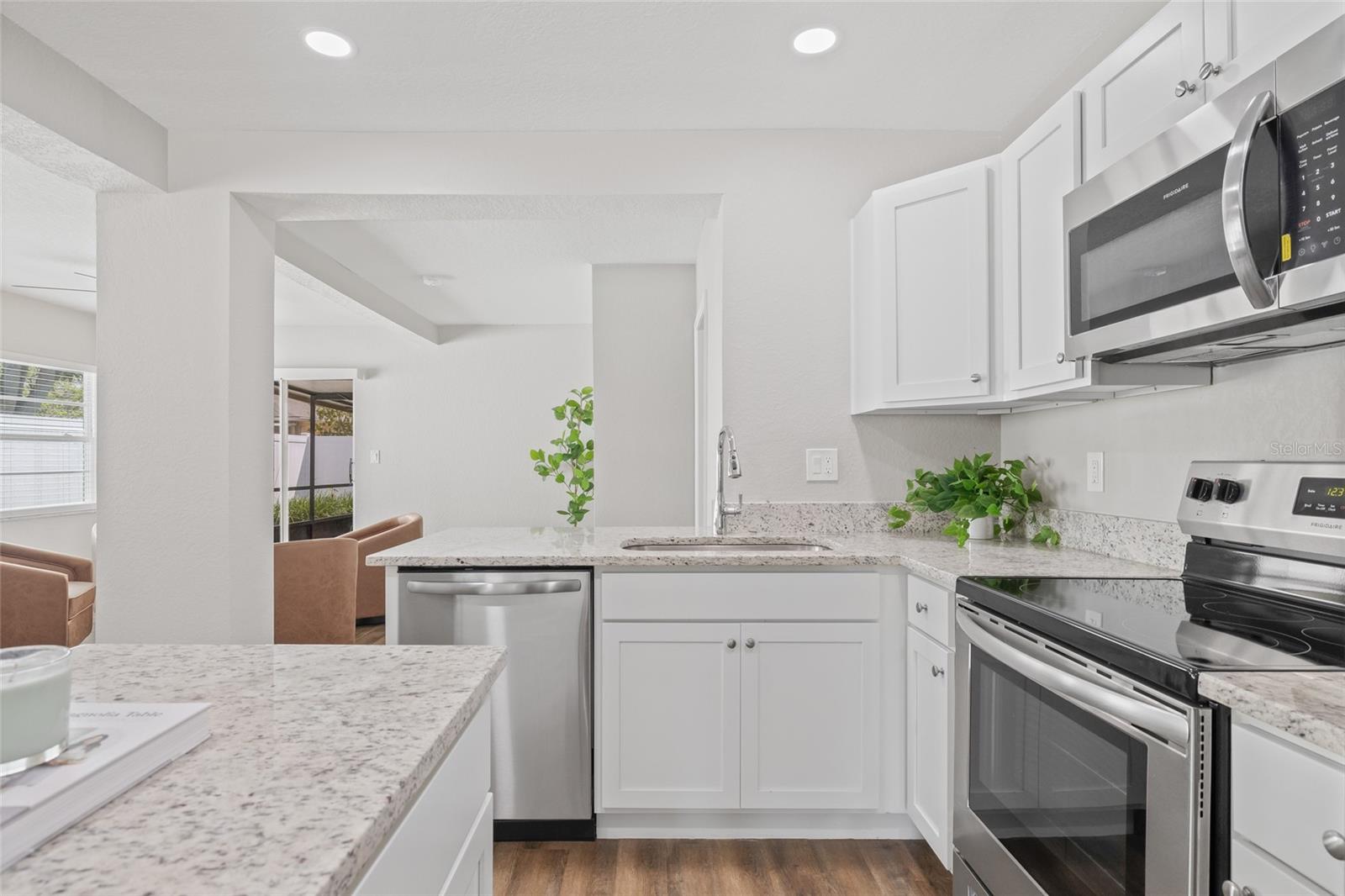 3222 W DOUGLAS ST, TAMPA, FL, 33607