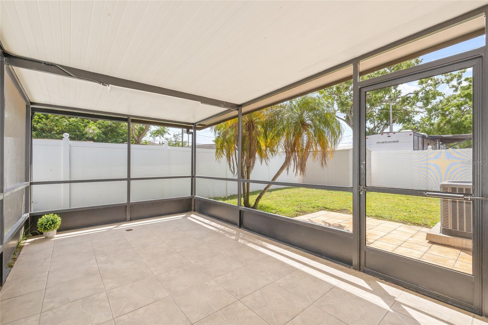 3222 W DOUGLAS ST, TAMPA, FL, 33607
