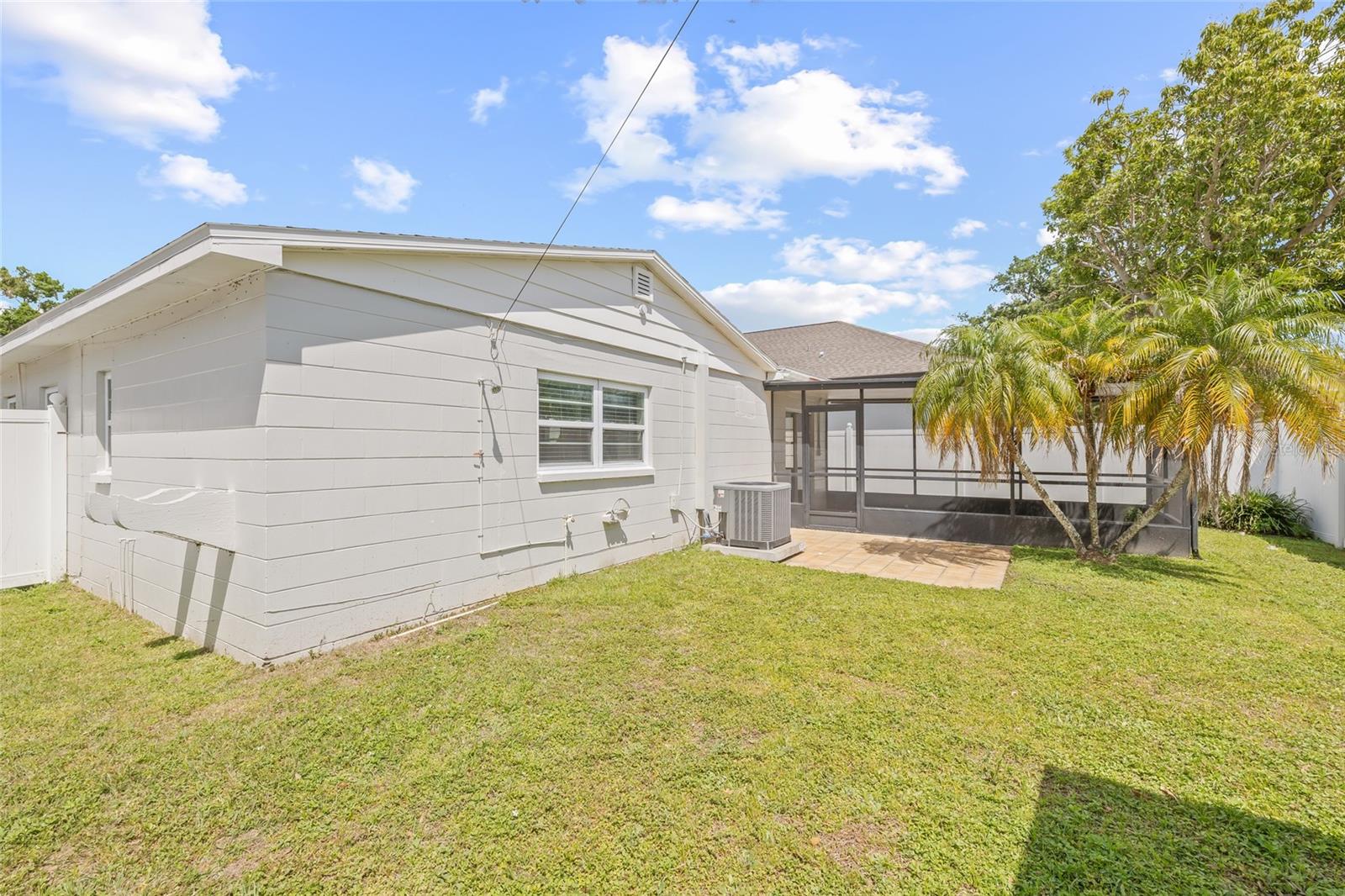 3222 W DOUGLAS ST, TAMPA, FL, 33607