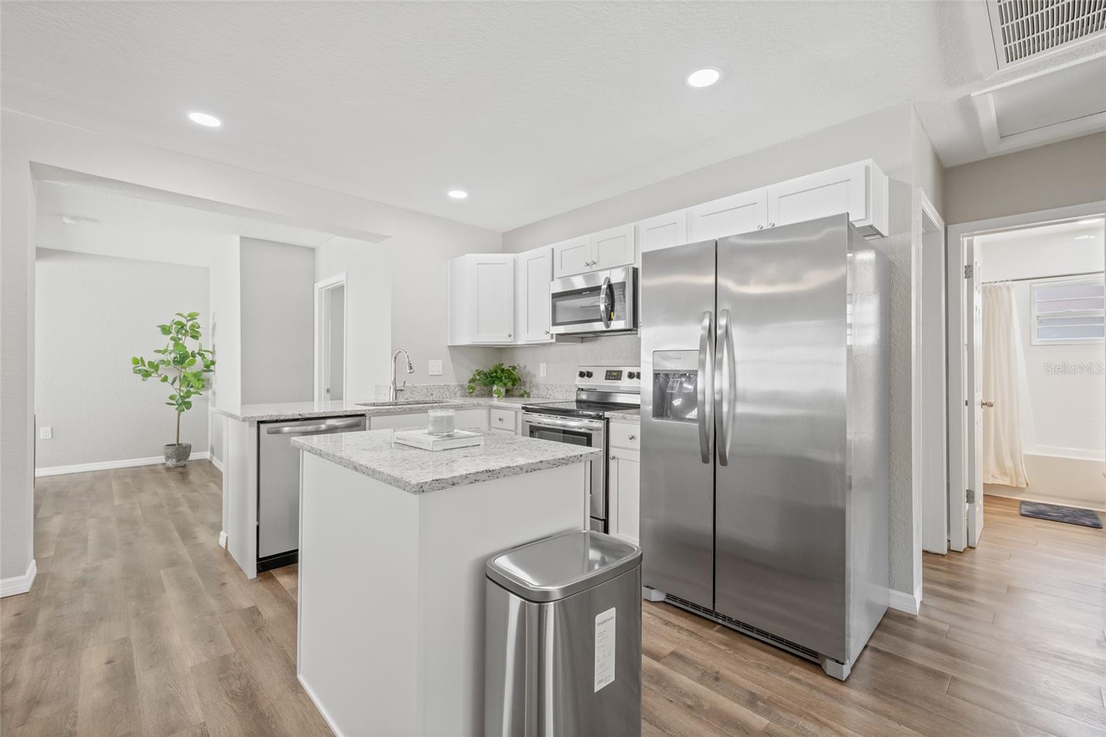 3222 W DOUGLAS ST, TAMPA, FL, 33607