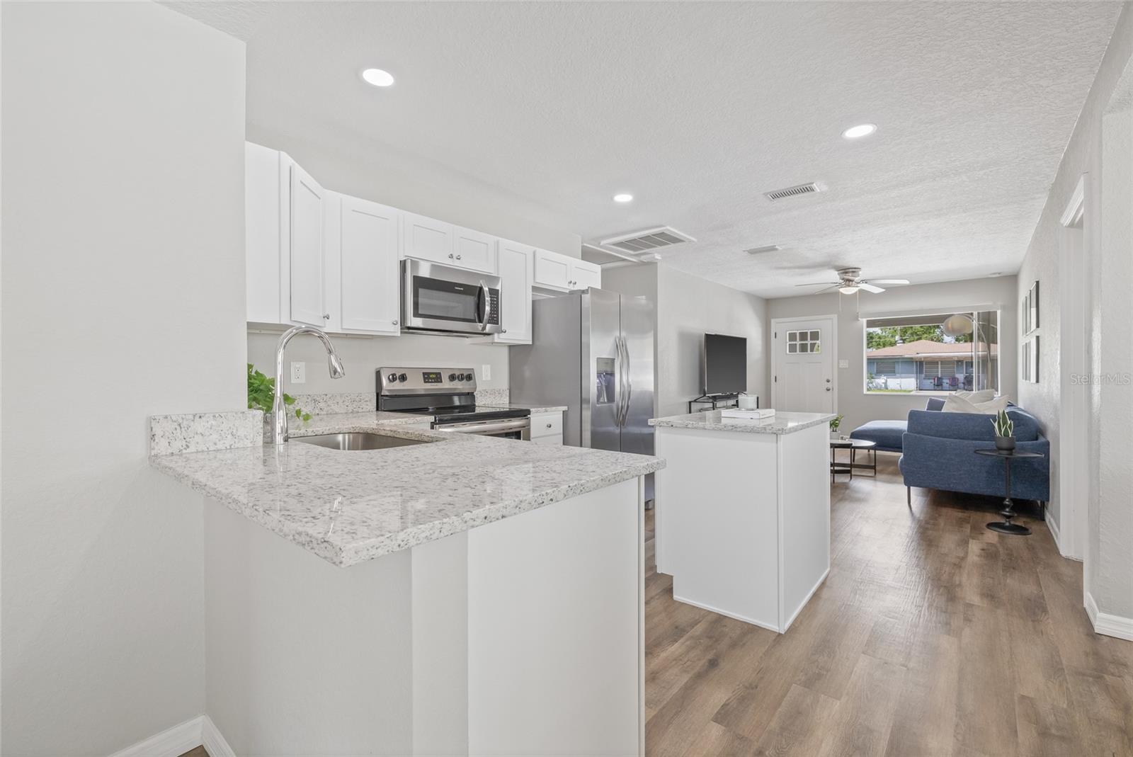 3222 W DOUGLAS ST, TAMPA, FL, 33607