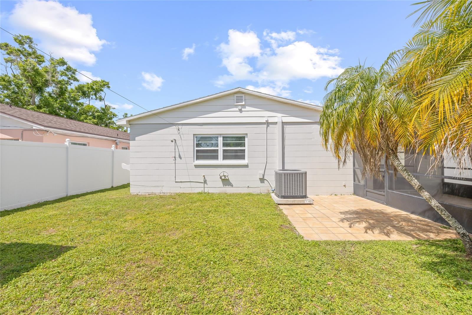 3222 W DOUGLAS ST, TAMPA, FL, 33607
