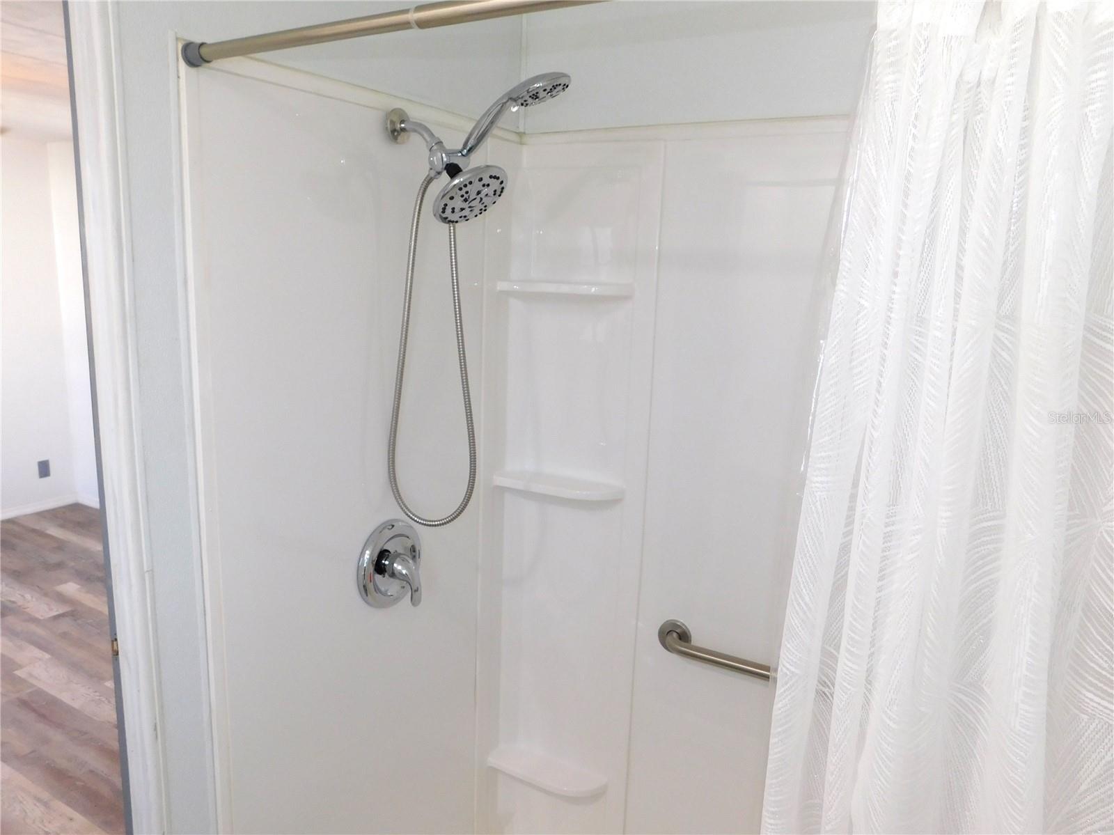 5244 BETTY ST, ZEPHYRHILLS, FL, 33542