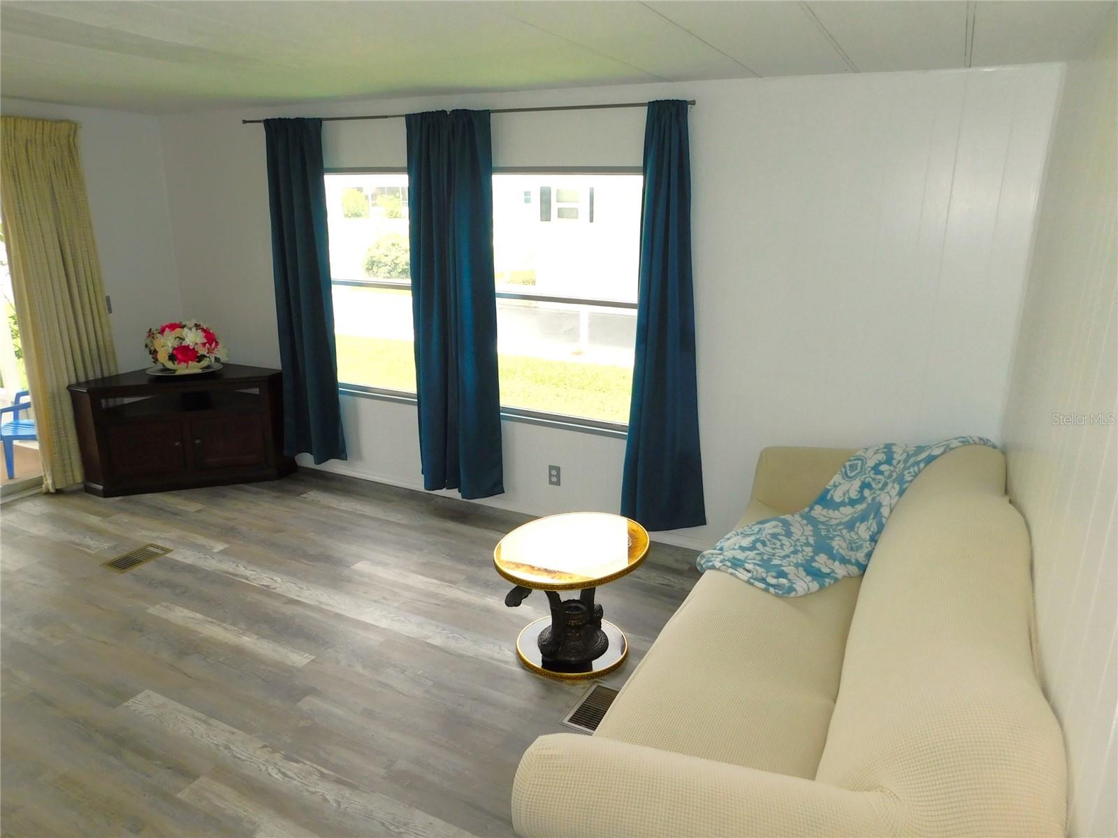 5244 BETTY ST, ZEPHYRHILLS, FL, 33542