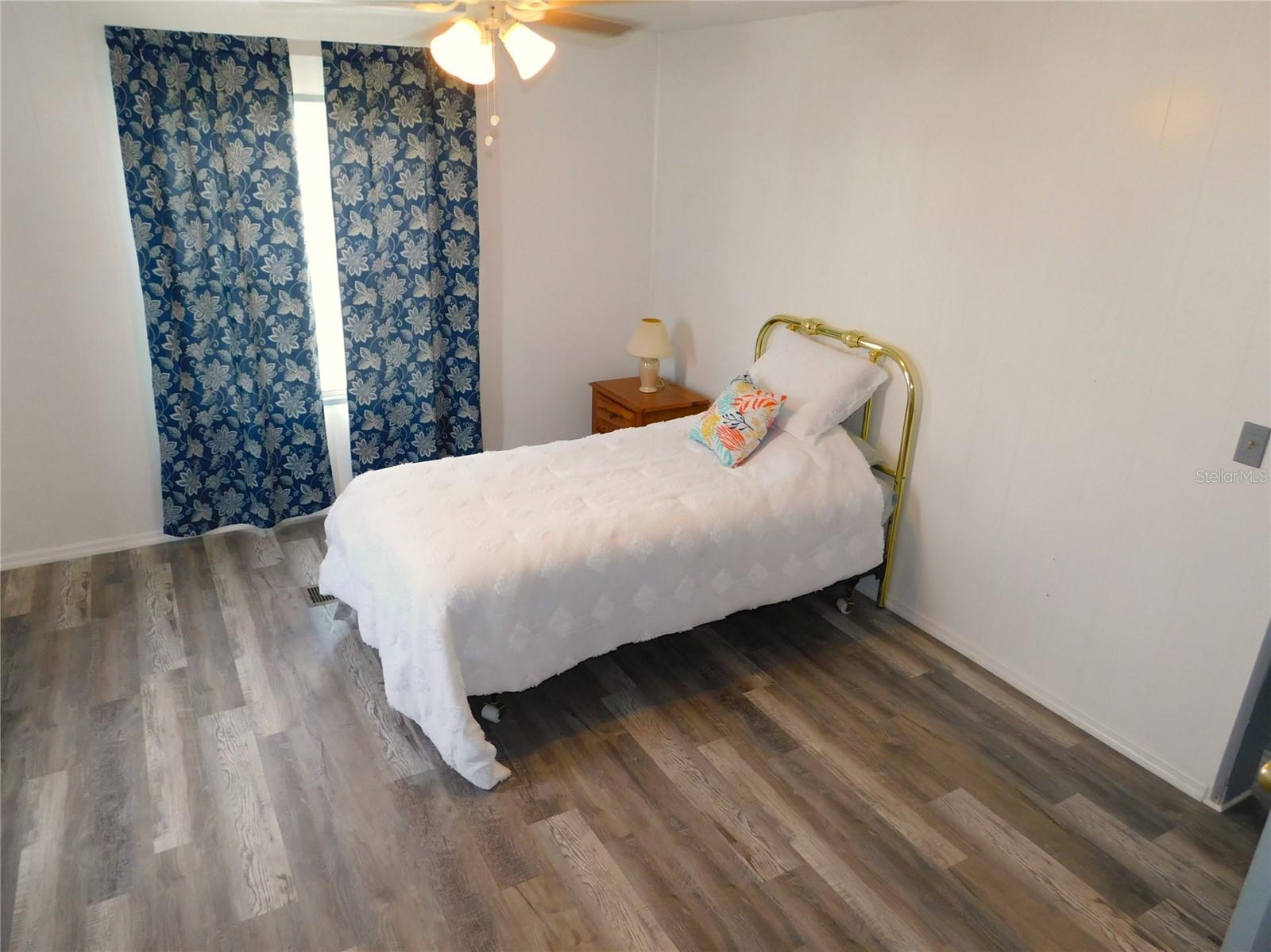 5244 BETTY ST, ZEPHYRHILLS, FL, 33542