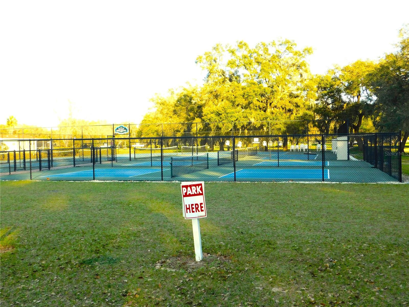 5244 BETTY ST, ZEPHYRHILLS, FL, 33542