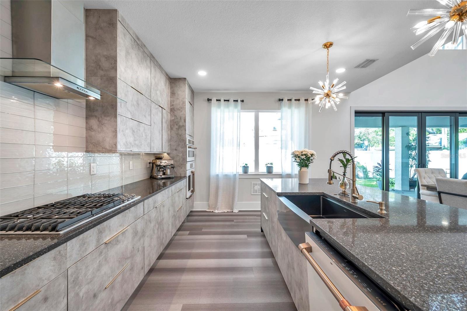 2140 CATALINA DR, CLEARWATER, FL, 33764