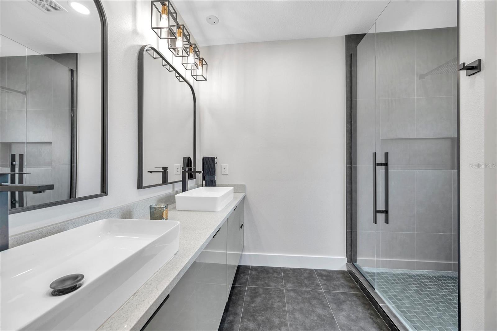 2140 CATALINA DR, CLEARWATER, FL, 33764