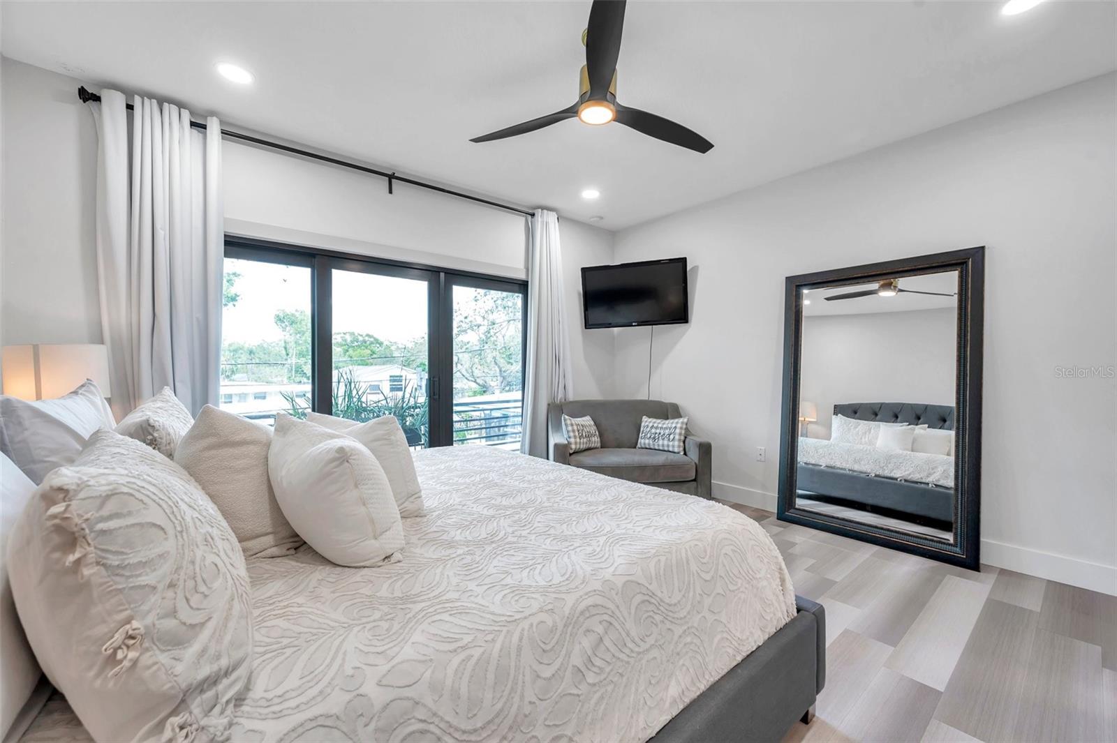 2140 CATALINA DR, CLEARWATER, FL, 33764