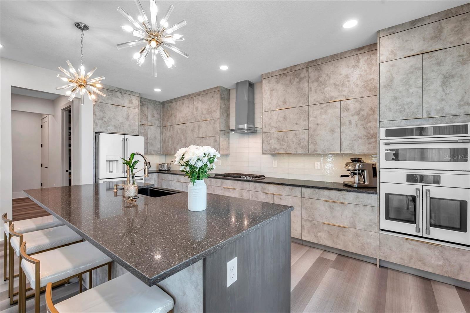 2140 CATALINA DR, CLEARWATER, FL, 33764